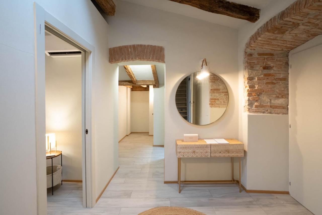 La Finestra Charme&Relax Apartment Bergamo Luaran gambar