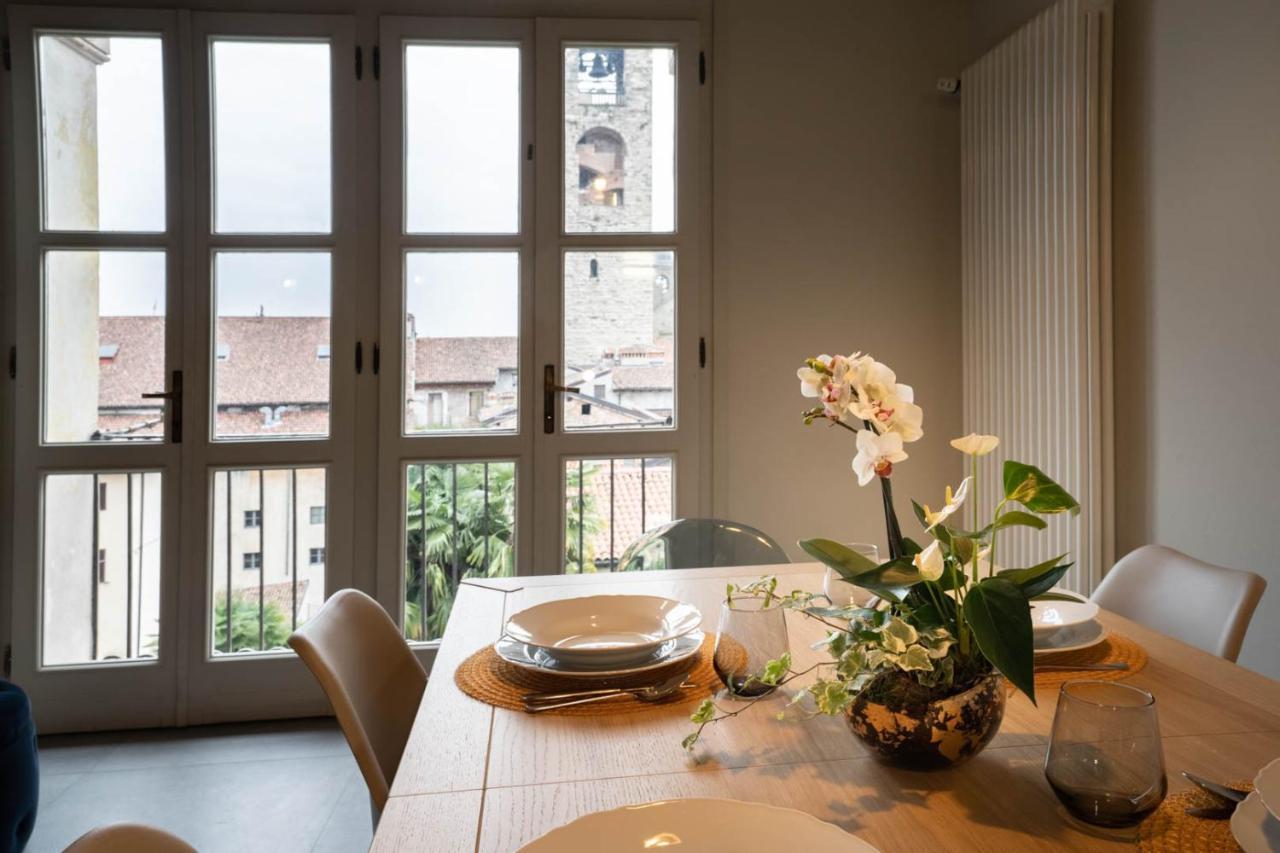 La Finestra Charme&Relax Apartment Bergamo Luaran gambar